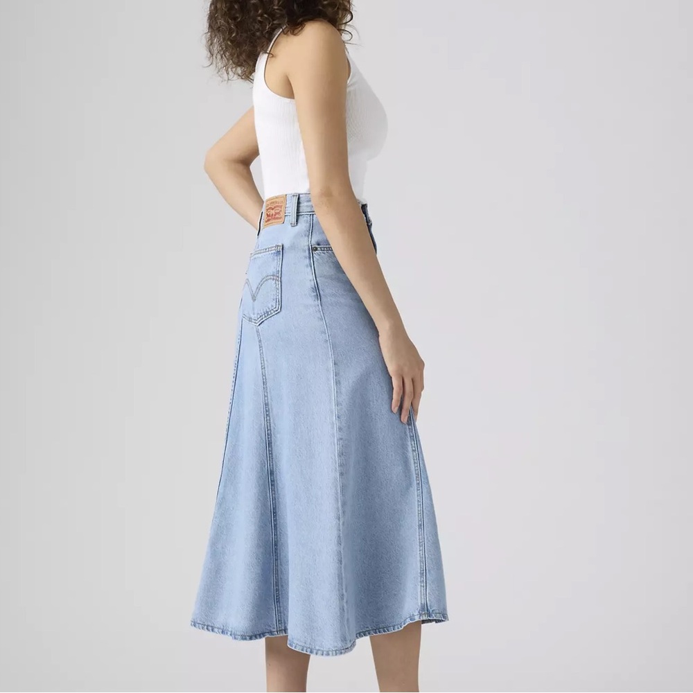 LEVIβS FIT AND FLARE SKIRT New! Zip Front W/ 4 Pockets Color: I Will - Blue π - Picture 3 of 12